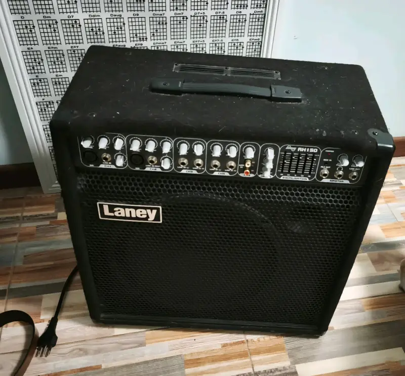 Amplificador Laney AH150 Multinstrumental 150 W - 1