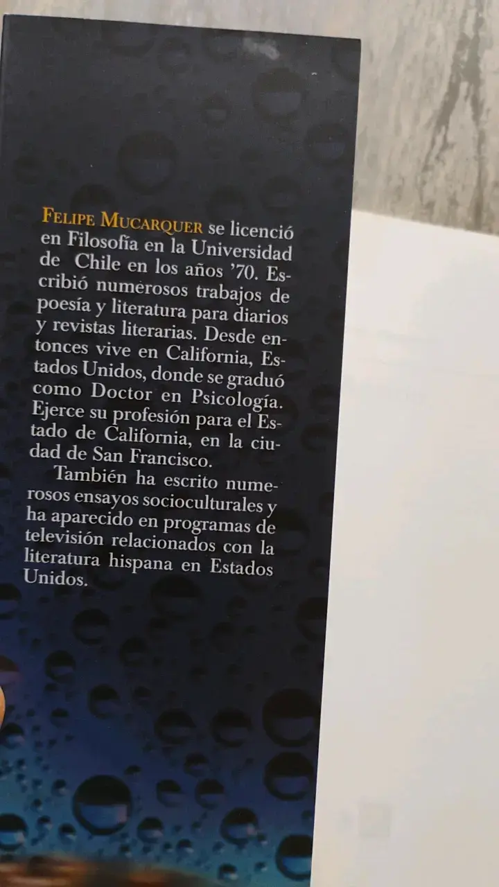 Libro 'Acuario' de Felipe Mucarquér - 6