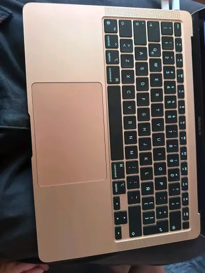 MacBook Air Rose gold M1 - miniatura 3