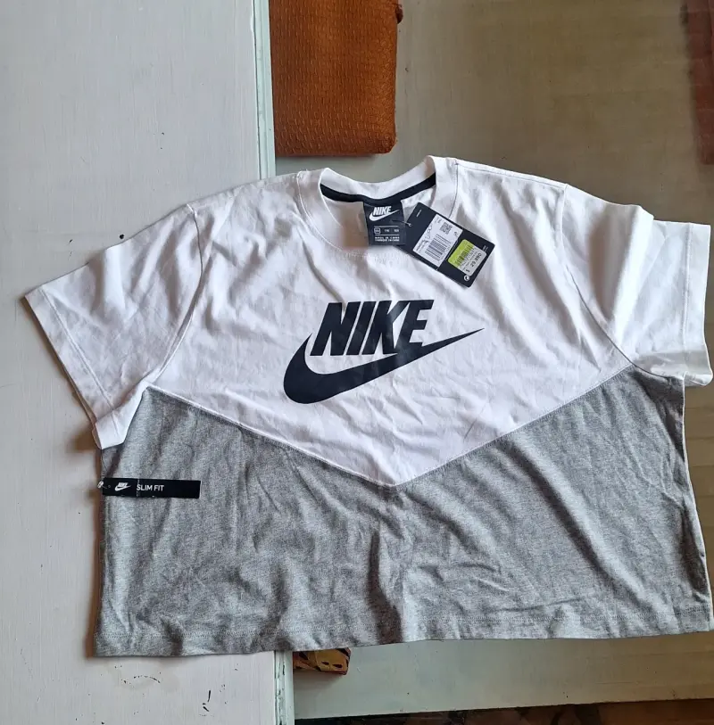 Polera bicolor blanca y gris para mujer - 3