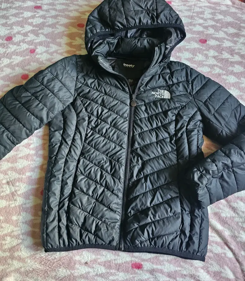 Chaqueta negra The North Face con capucha - 1