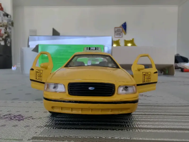 Ford Crown Victoria Escala 1:43 - 2