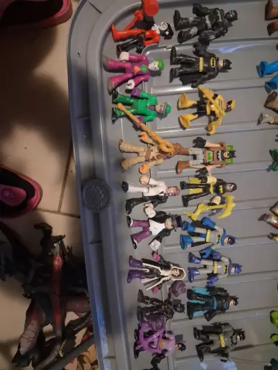 Lote de figuras de acción de Star Wars y superhéroes - miniatura 3