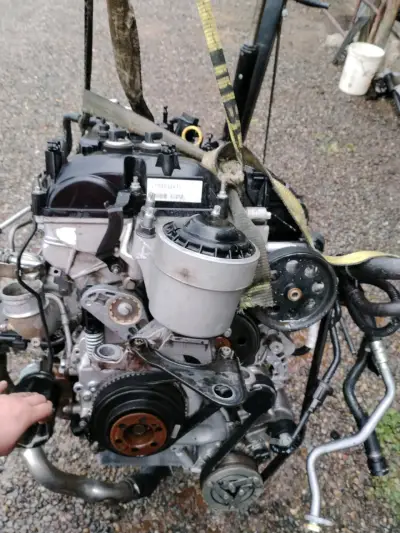 Motor y caja Volvo s60 2.0T 2013 - miniatura 12