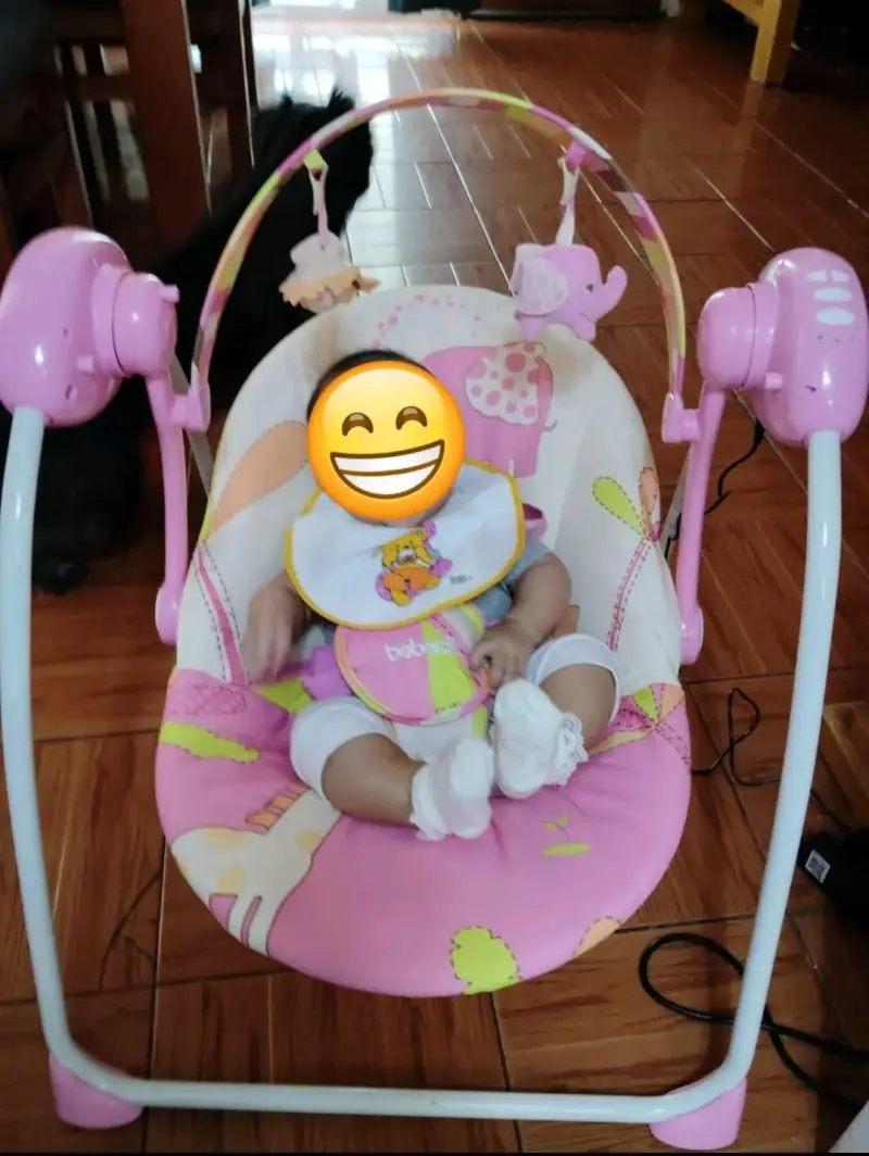 Silla Mecedora Bebesit Rosa para Bebé - 1
