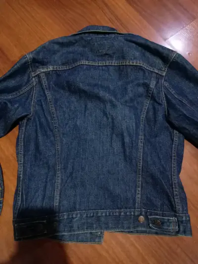Chaqueta Levis originalde mezclilla azul talla s-m - miniatura 4