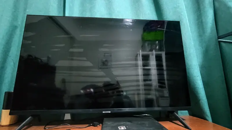 Televisor Samsung Smart TV 43 pulgadas 4K - 1