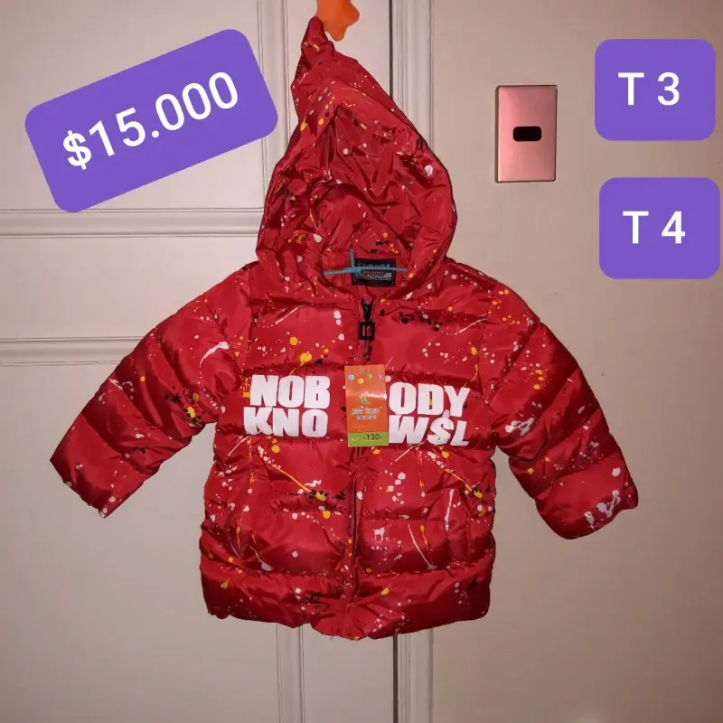 Chaqueta infantil con capucha y diseño de personaje - 4