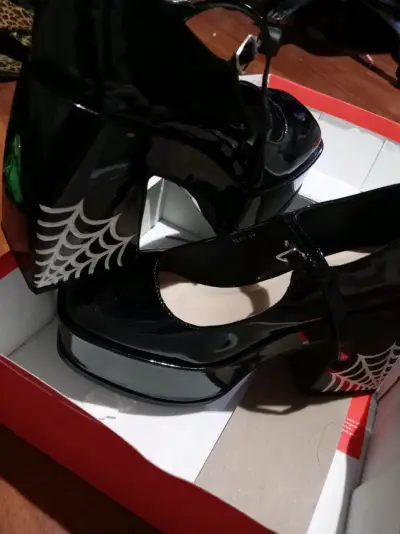 Zapatos Mary Jane con telarañas nuevos - miniatura 4