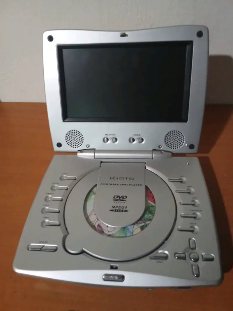 Reproductor de DVD portátil Kioto con pantalla giratoria - 2