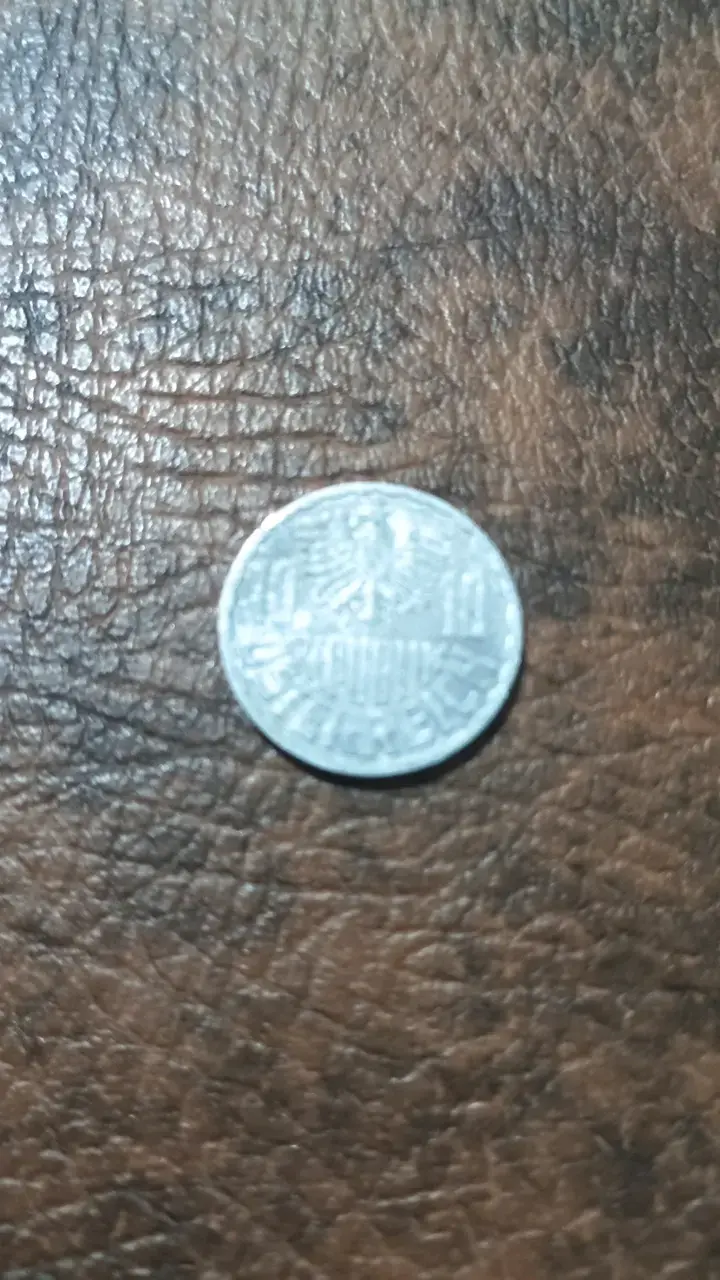 Moneda 1 Forint Hungría - 4