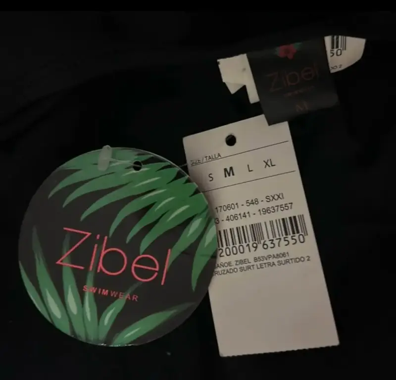Traje de baño negro Zibel con diseño cruzado - 3