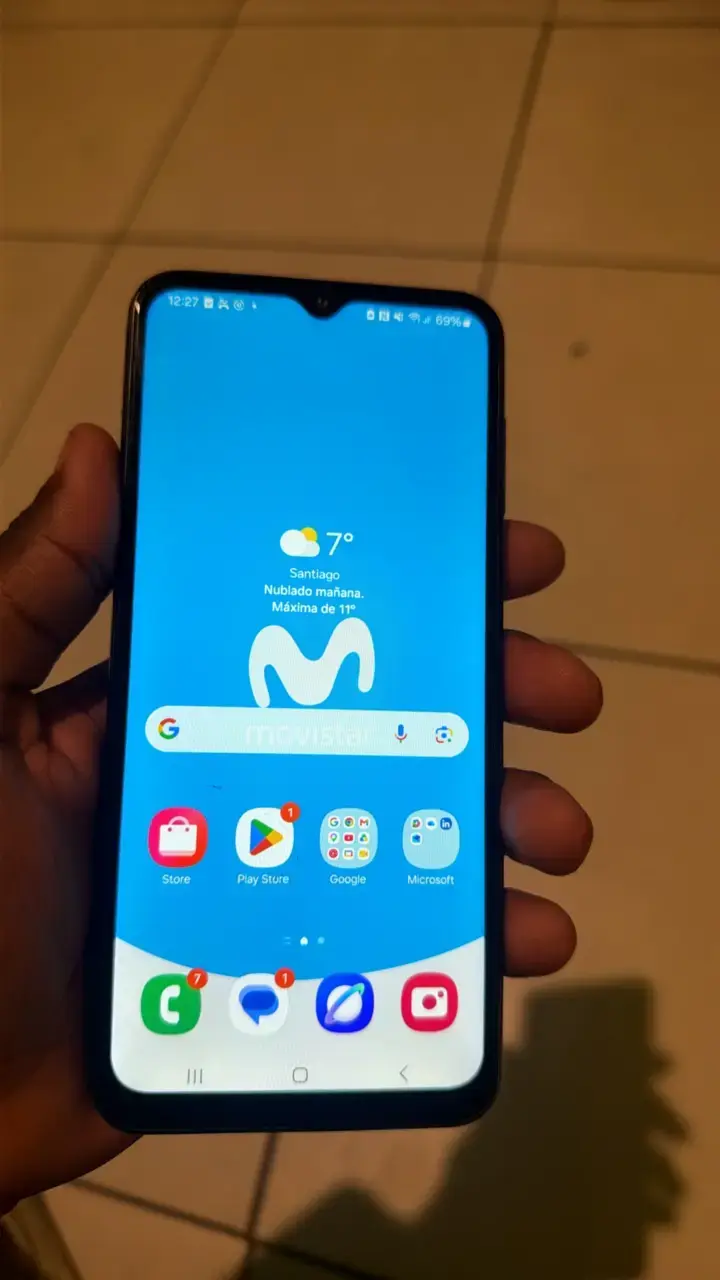 Samsung Galaxy A23 5G en buen estado - 2