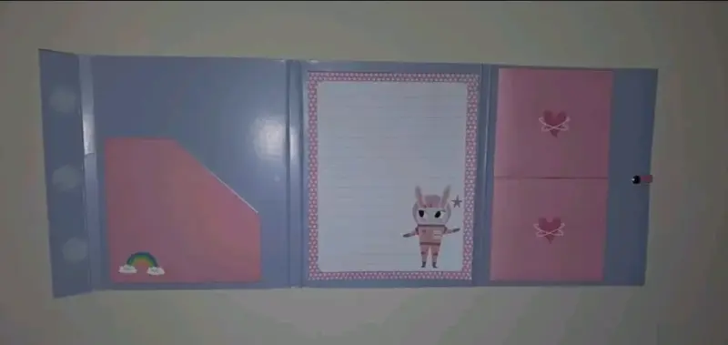 Carpeta organizadora infantil con diseño espacial - 2
