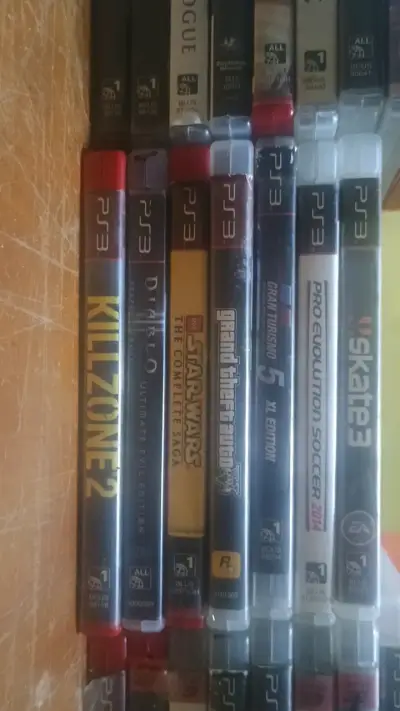 Colección de juegos PS3 variados en buen estado - miniatura 2