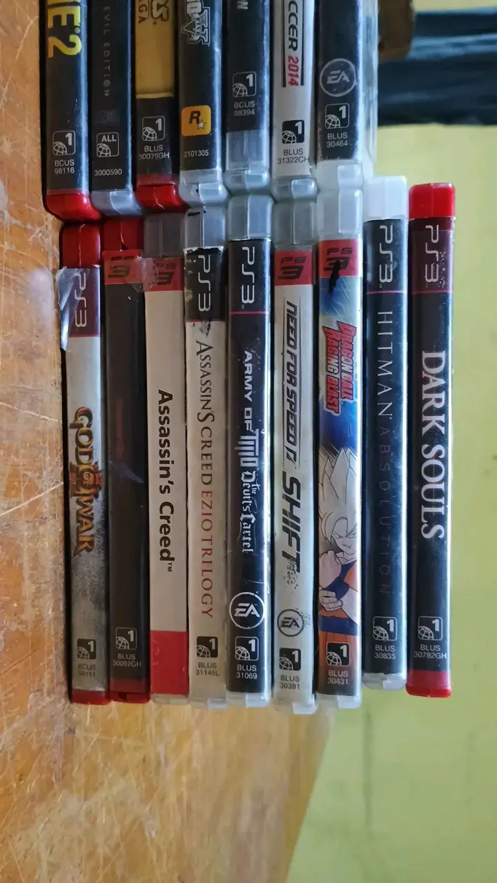 Colección de juegos PS3 variados en buen estado - 3