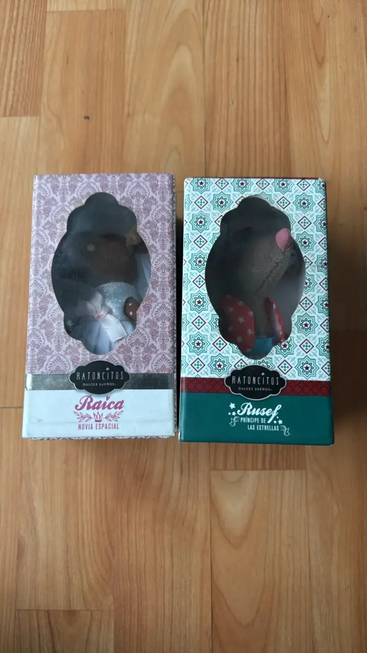Muñecos de tela Ratoncitos Raica y Rusef
