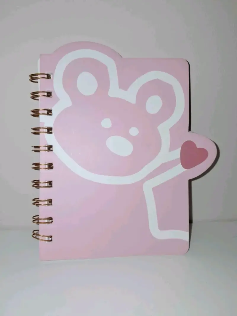 Cuaderno espiral con diseño de oso rosa