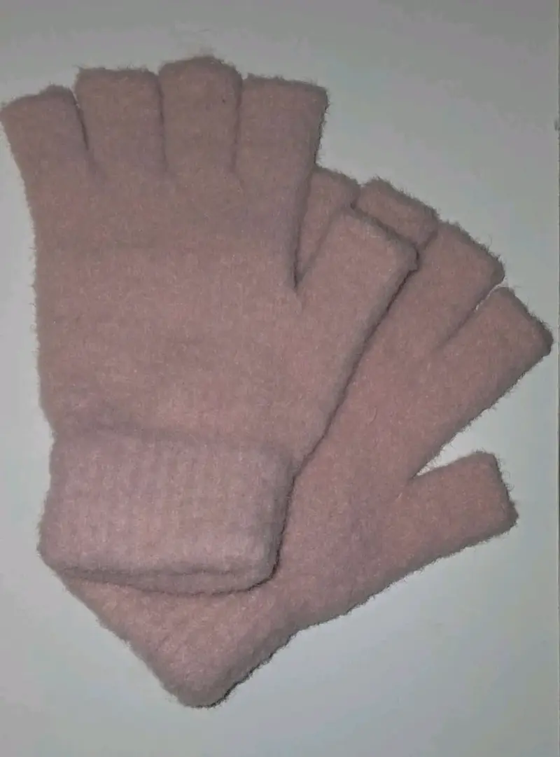 Guantes sin dedos de lana rosados