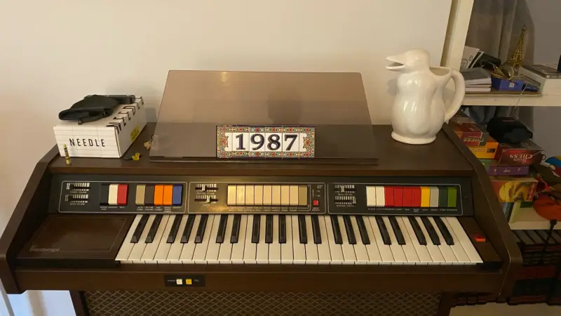 Órgano eléctrico vintage Bontempi con pedal - 3