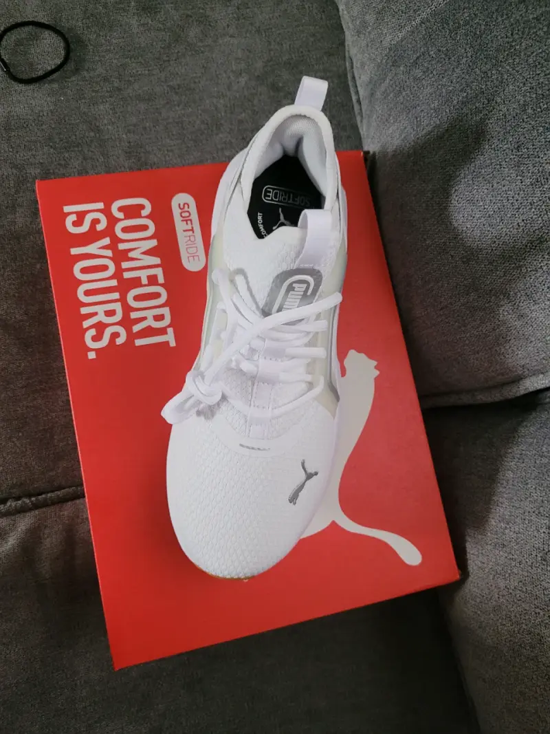 Zapatillas deportivas blancas Puma SoftRide - 2