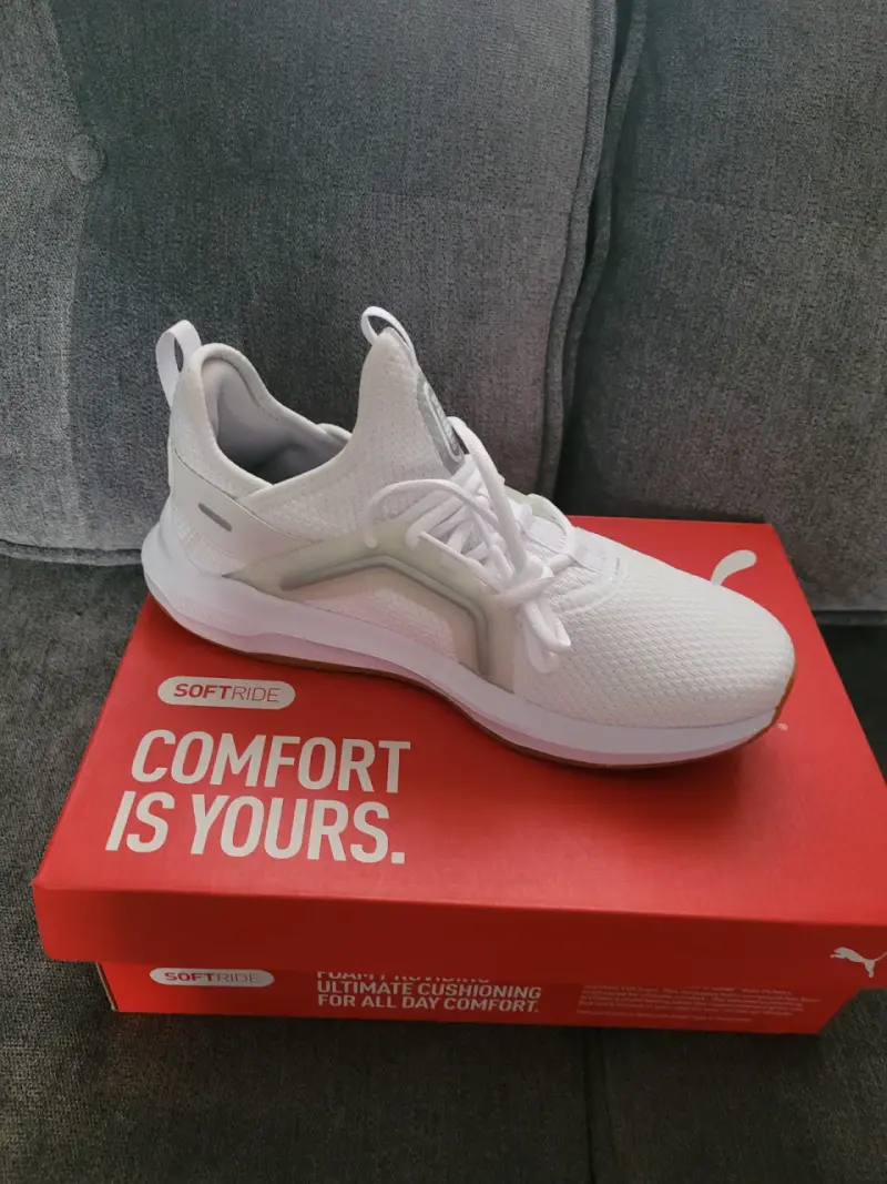 Zapatillas blancas Puma Softride Enzo 5 para mujer - 3