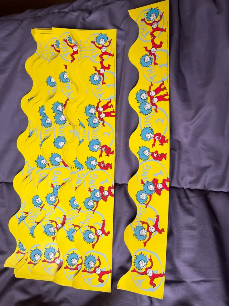 Decoración de pared Dr. Seuss Thing 1 y Thing 2 - 2