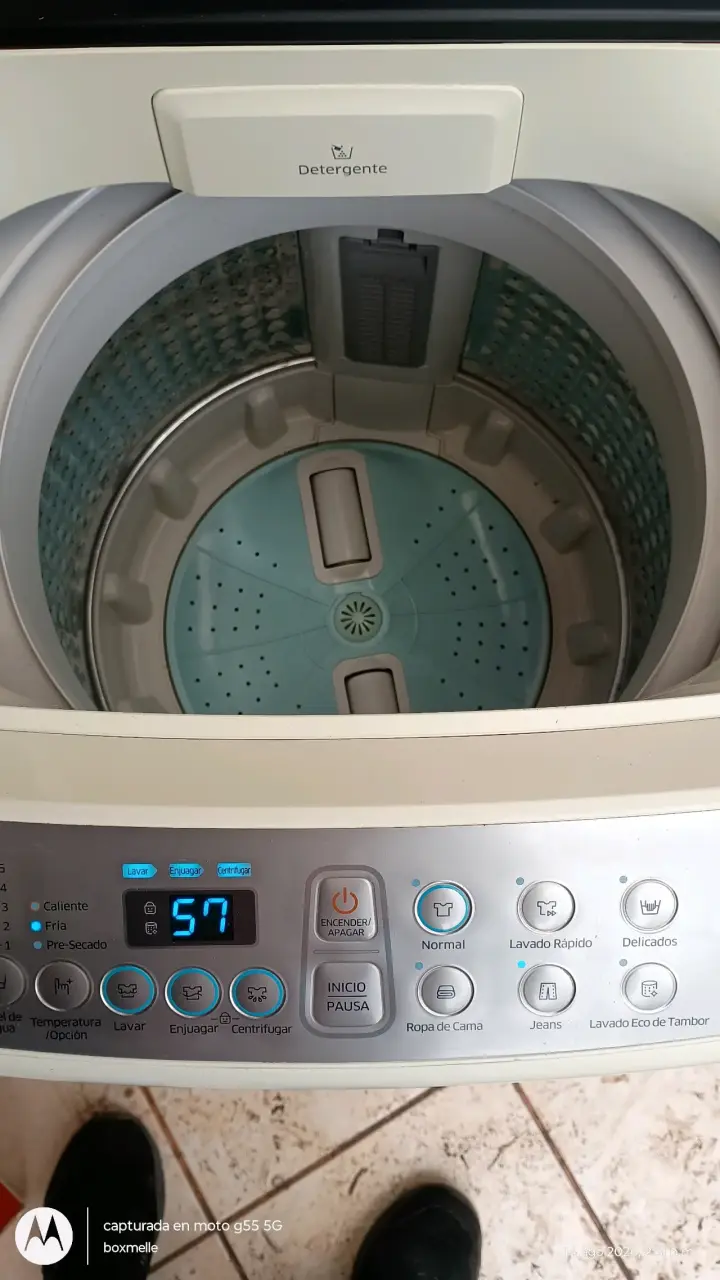 Lavadora Samsung Wobble 9kg en buen estado - 2