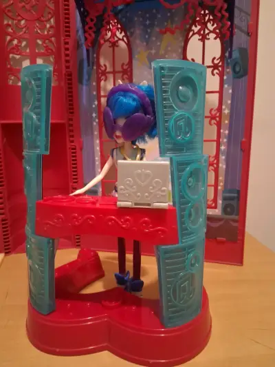 Escuela de Canterlot High Equestra Girls - miniatura 3