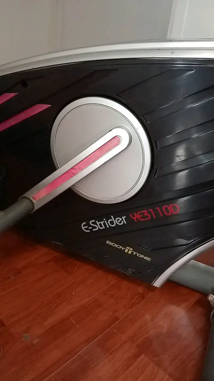 Elíptica Bodytone E-Strider YE3110D en buen estado - 2