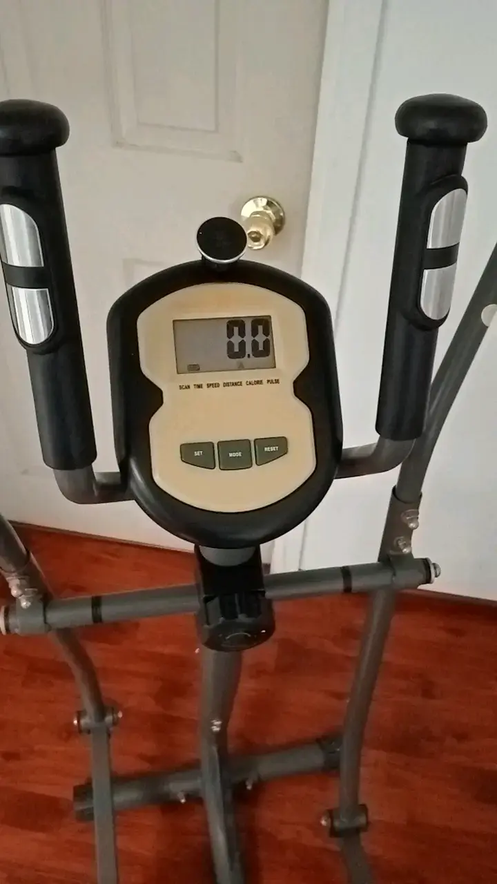 Elíptica Bodytone E-Strider YE3110D en buen estado - 3