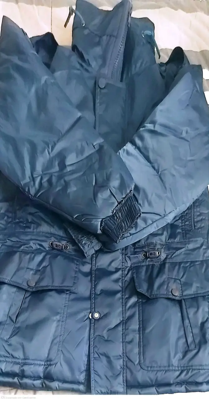Parka azul con forro interior cálido - 2