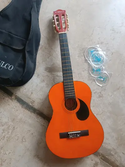 Guitarra clásica Acapulco modelo 102 Junior con funda - miniatura 1