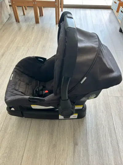 Silla de Auto para Bebé Infanti Negra - miniatura 1