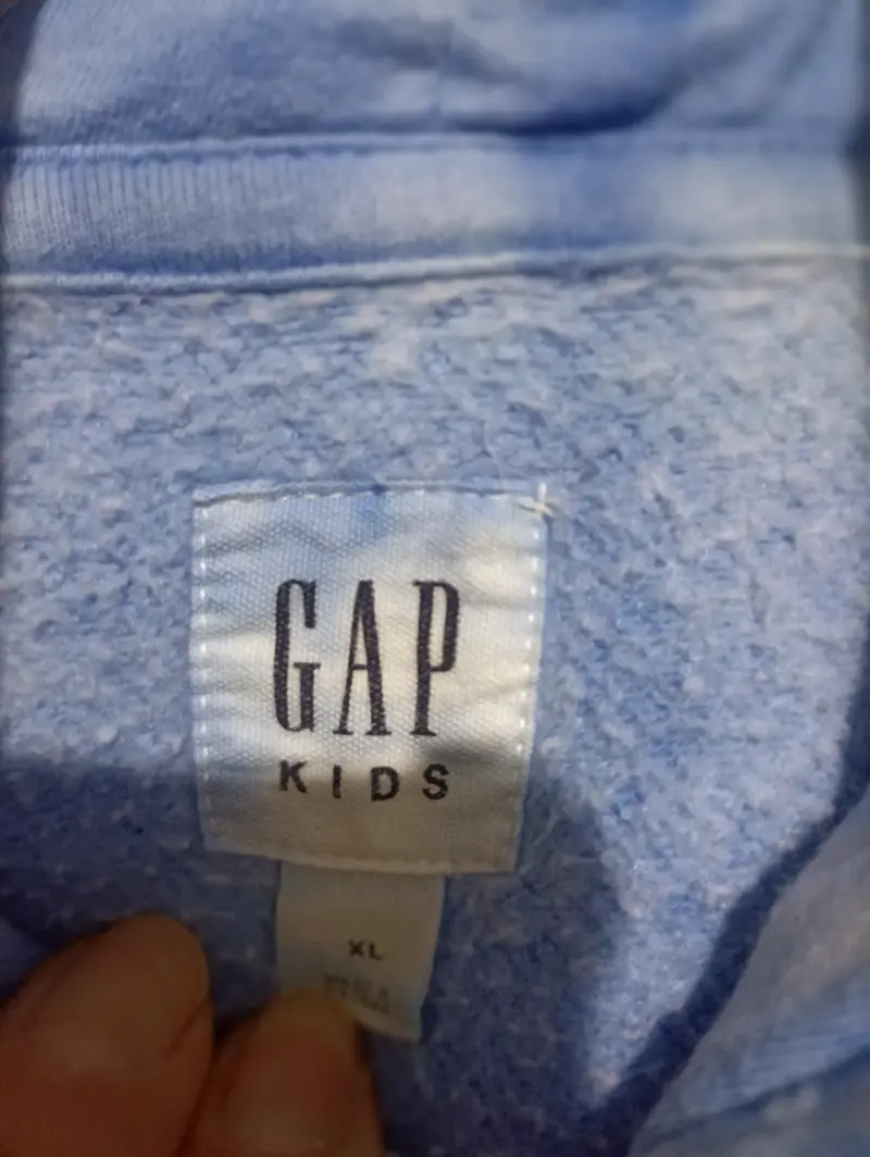 Polerón con capucha GAP Kids tie-dye azul y rosa - 2