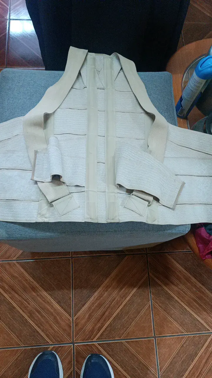 Faja ortopédica beige para soporte lumbar - 2