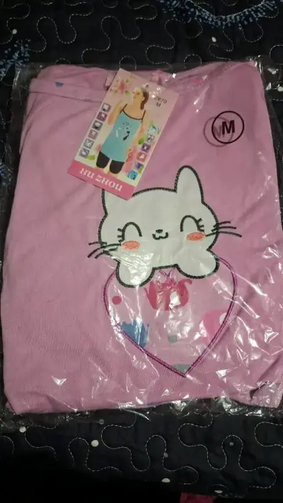 Pijama rosa con diseño para mujer talla M - miniatura 1