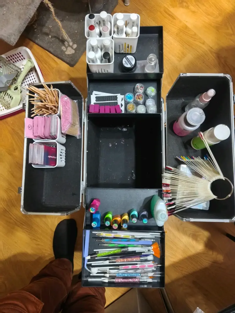 Kit completo de manicura con lámpara UV y accesorios - 6