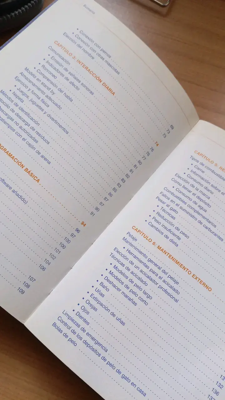 Libro 'Gatos: Manual de Usuario' - 4