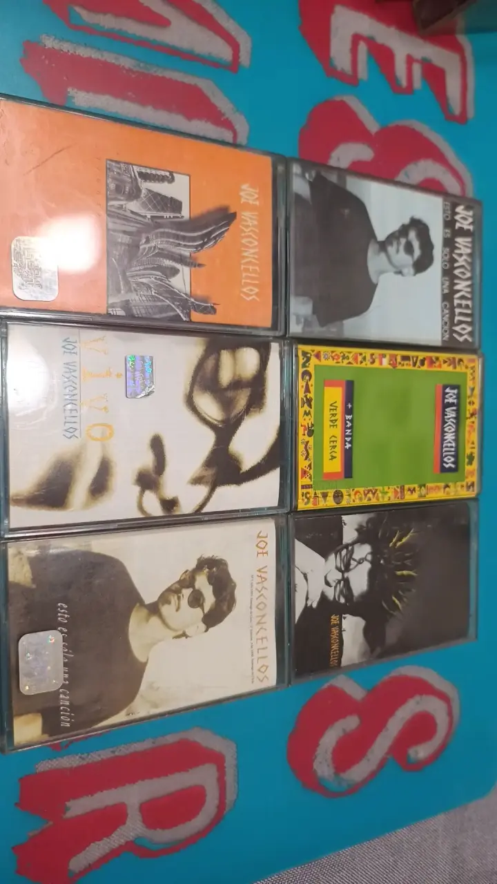 Colección de cassettes de Joe Vasconcellos - 1