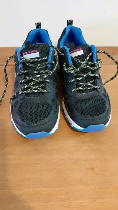 Zapatillas deportivas Skechers negras con Memory Foam - miniatura 1