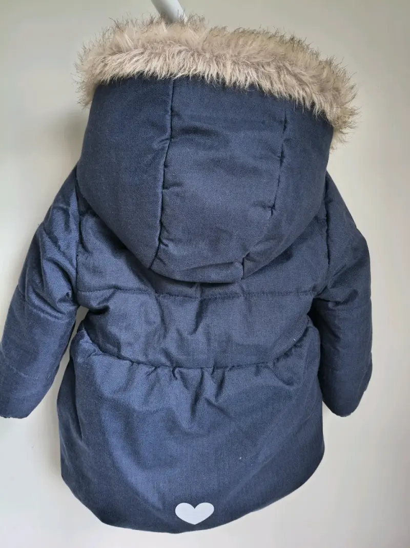 Abrigo de invierno para niña con capucha y forro de piel - 2