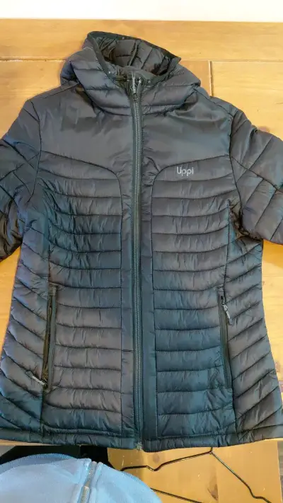 Chaqueta acolchada negra para mujer Uppi - miniatura 1