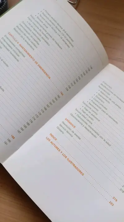Libro 'Perros: Manual de Usuario' - miniatura 6