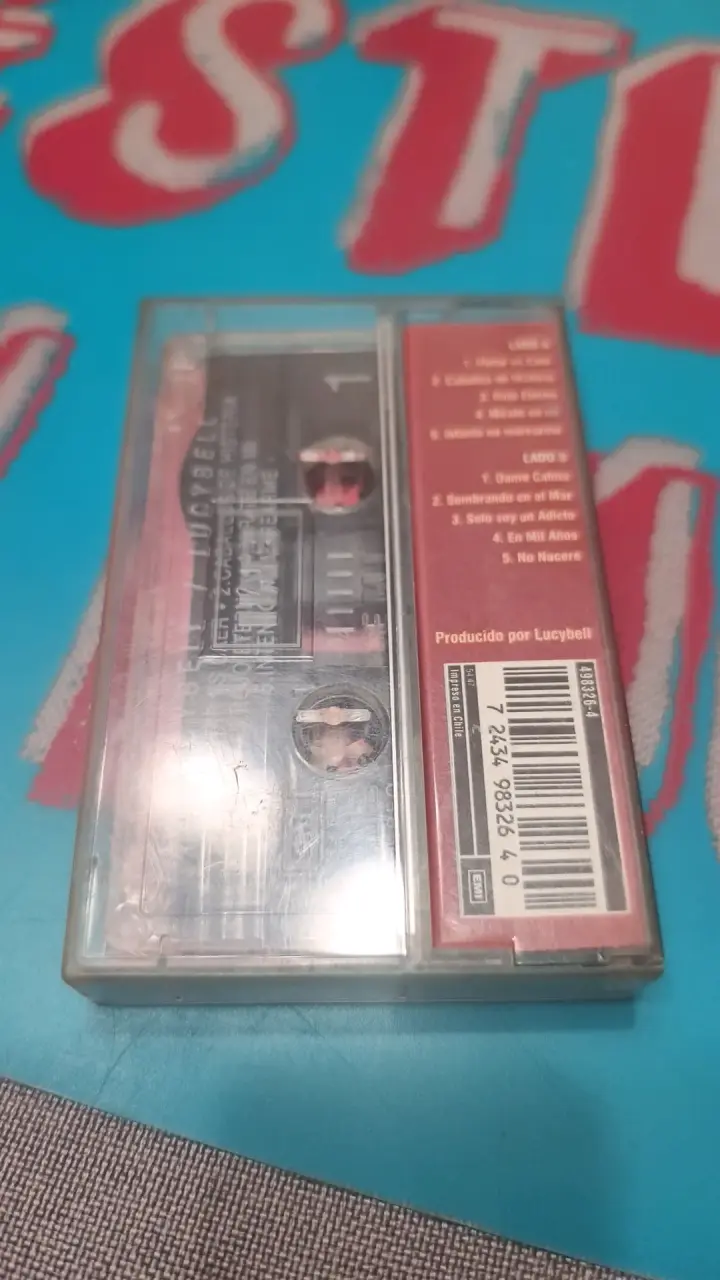 Cassette de Lucybell Rojo - 2