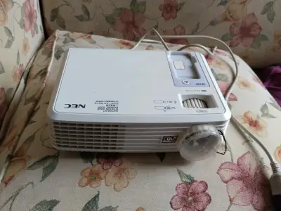 Proyector NEC VE282 HDMI con Altavoz Integrado - miniatura 5