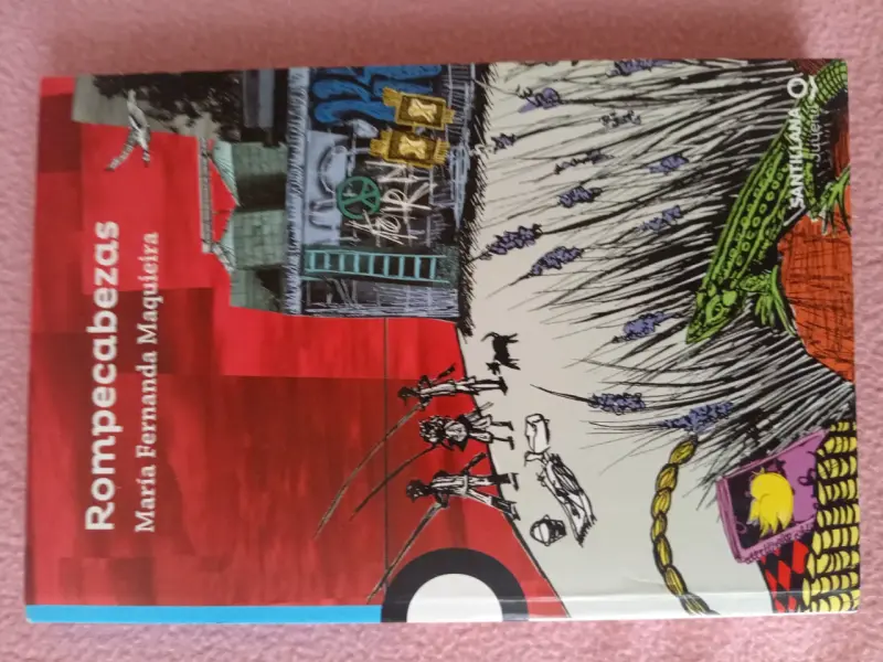 Libro Rompecabezas de María Fernanda Maquieira