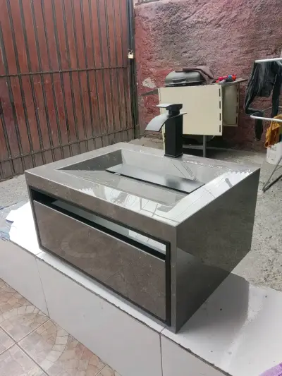 Lavamanos realizado en porcelanato elegante - miniatura 5