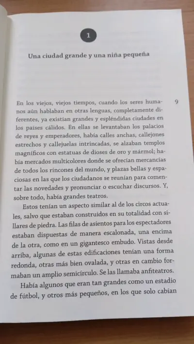 Libro 'Momo' de Michael Ende - miniatura 3
