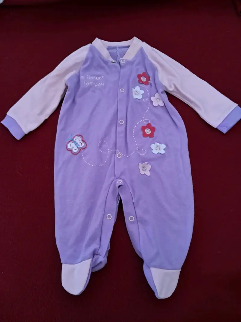 Conjunto de pijamas para bebé con diseños variados - 4